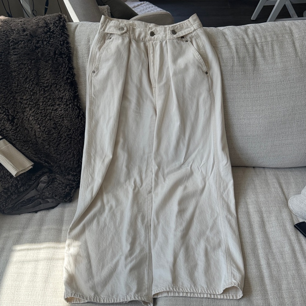 Universal Thread Cream Adjustable Wide Leg Jeans